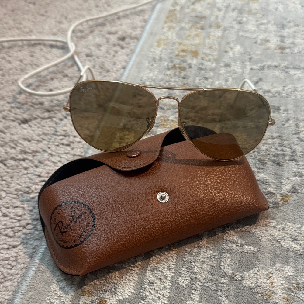 Ray-Ban Gold Aviator Sunglasses with Brown Case